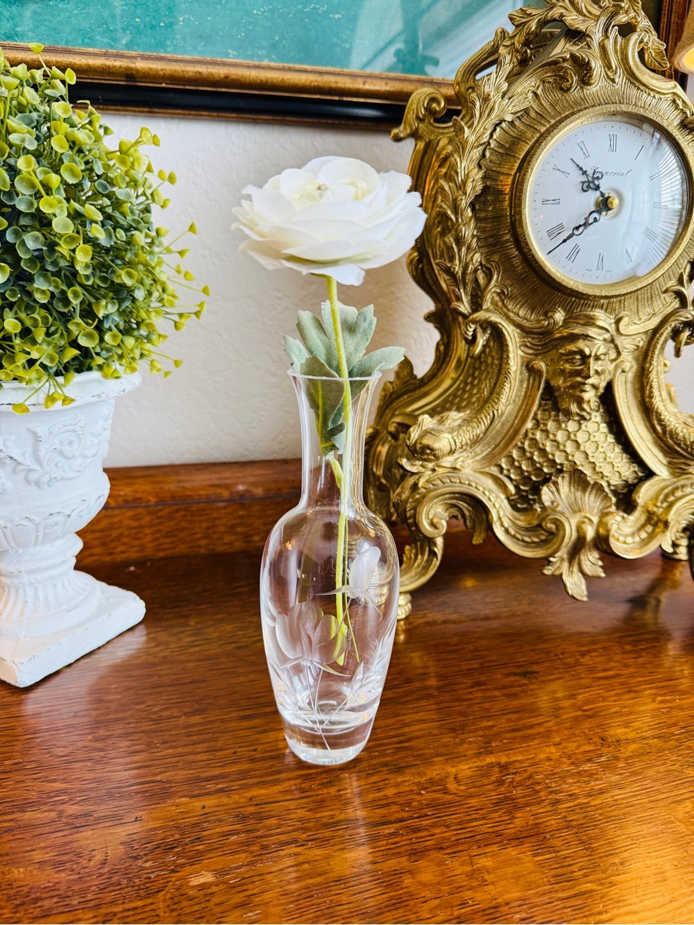 Lenox Etched Crystal Bud Vase – Elegant 7.5” Floral Design